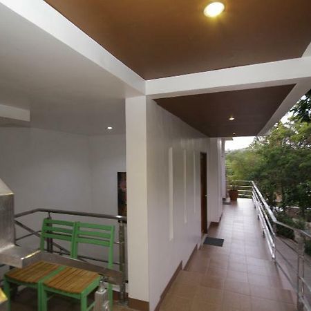 Westcliff Villa By Bluewaves Balabag  Bagian luar foto
